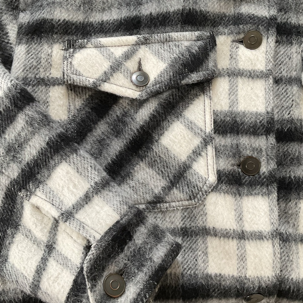 Zara Plaid Shacket - Picture 8 of 10